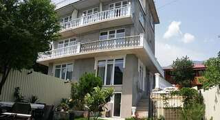 Гостевой дом Villa Cosa Nostra Алупка-1